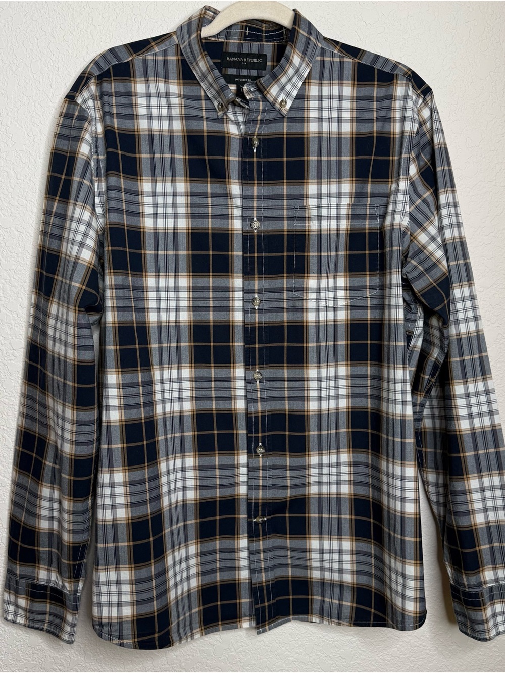 Banana Republic Untucked Fit Navy Plaid Button Down Shirt Men's Large Tall